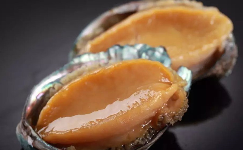 百盛鵝肝,凍煮鮑魚